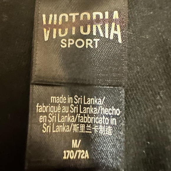 NWOT Victoria’s Secret Mesh Leggings Size Medium - Picture 2 of 2